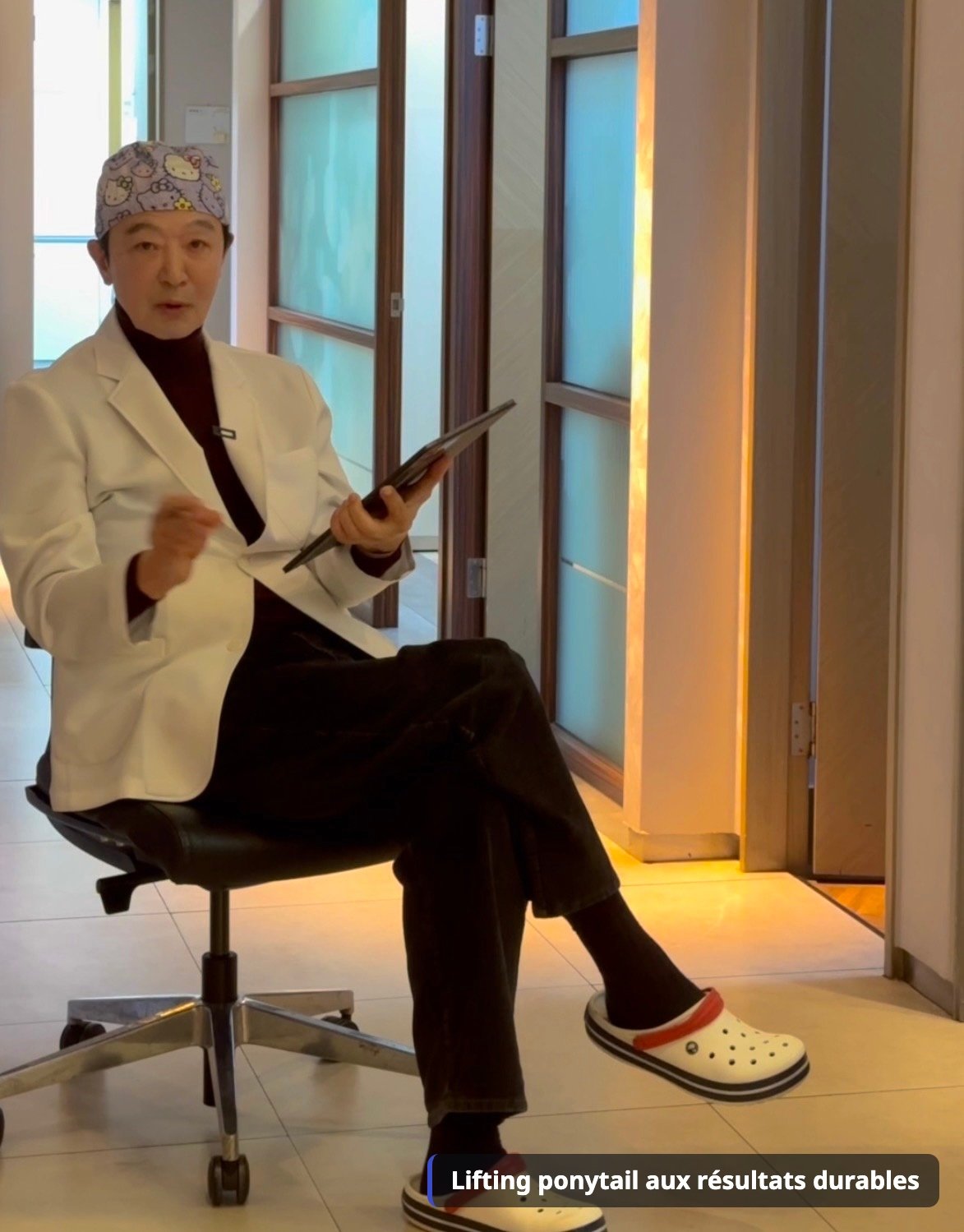 Le Dr Kim Hyun-chul de Kidari Plastic Surgery explique le lifting ponytail